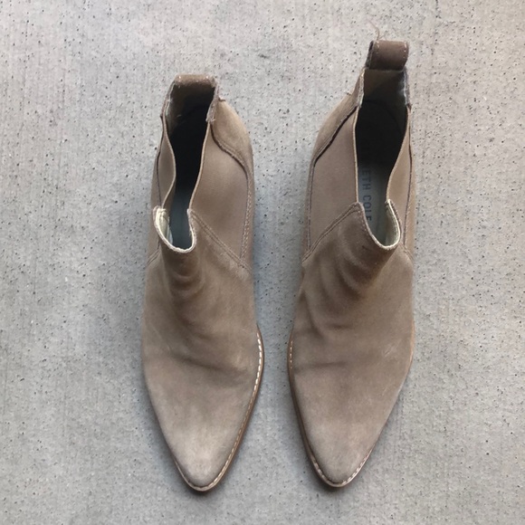 Kenneth Cole - Russie Tan Chelsea Suede Booties - size 7 - Picture 2 of 6